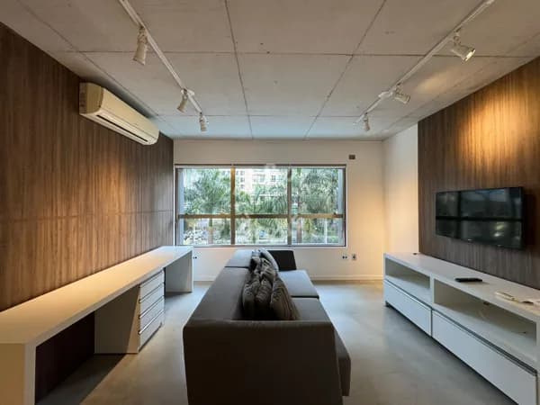 Apartamento MaxHaus para locação no Brooklin, com 70 m², 1 suíte e sala ampla. 1 vaga de garagem!