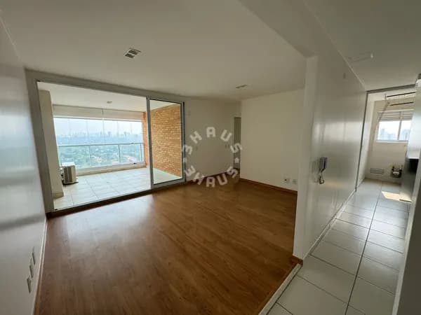 Apartamento de 72m² no Campo Belo, com 02 dormitórios (sendo 01 suíte, varanda. 02 vagas de garagem+ depósito!