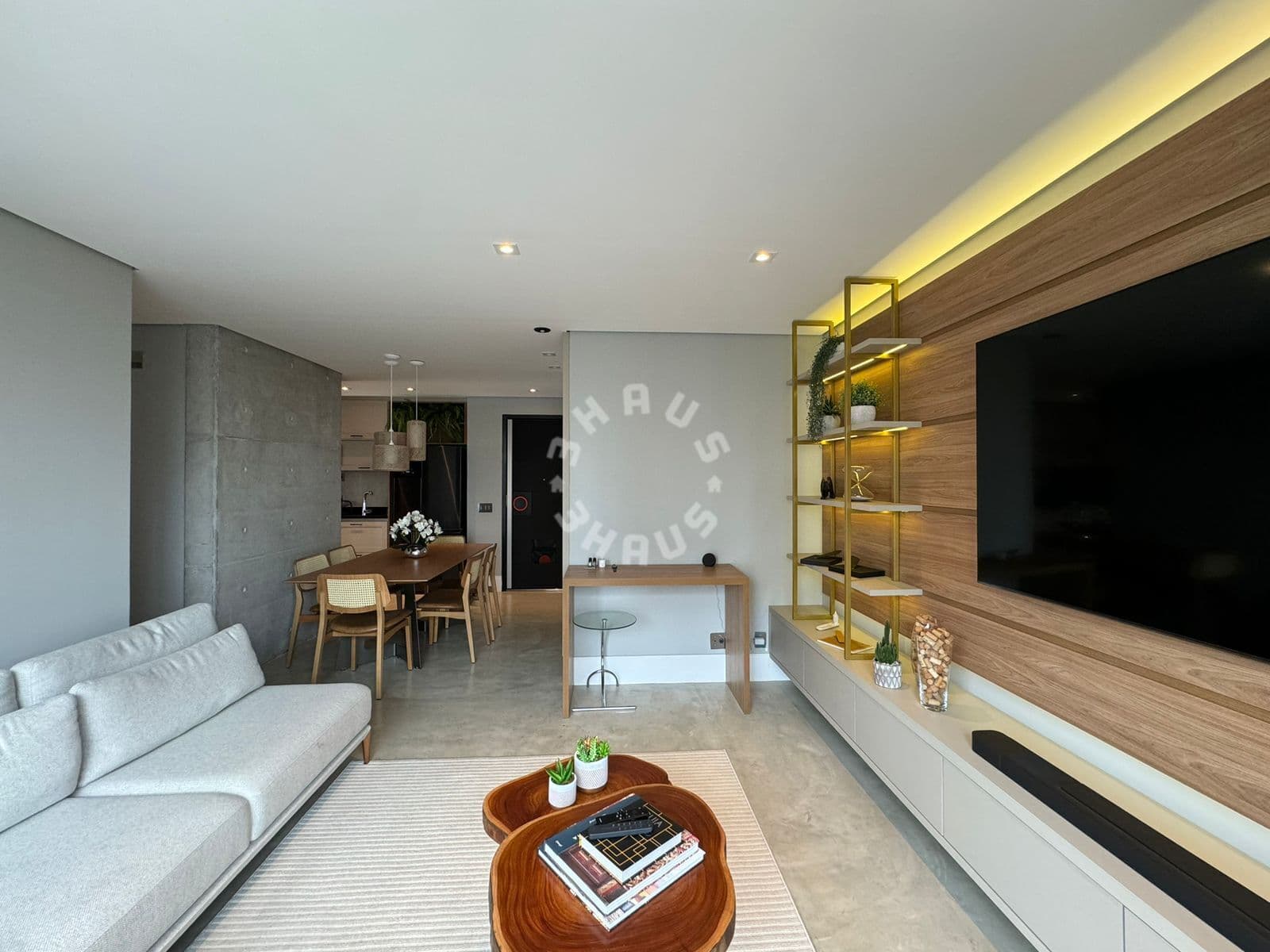 Apartamento MaxHaus de 74m², 02 dormitórios (sendo 01 suíte), varanda. 01 vaga de garagem + depósito!