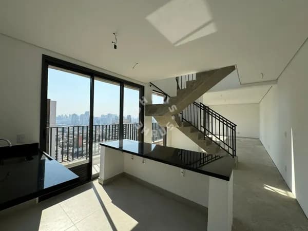 Cobertura Duplex no Brooklin de 161m², 04 suítes, varanda, cozinha, área de serviço. 02 vagas de garagem!