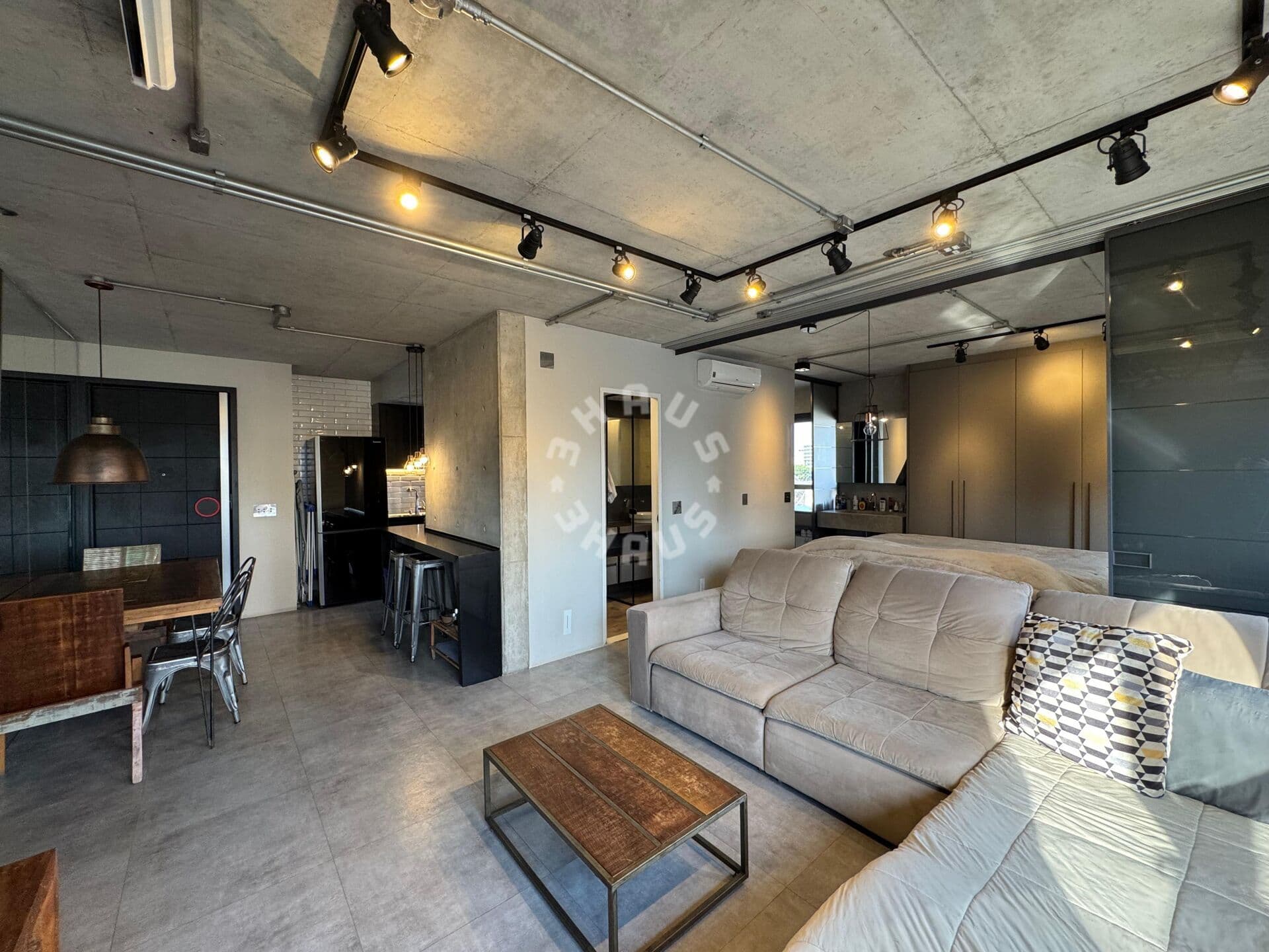 Apartamento MaxHaus Campo Belo de 70m² com 1 suíte, living amplo. 1 vaga de garagem!