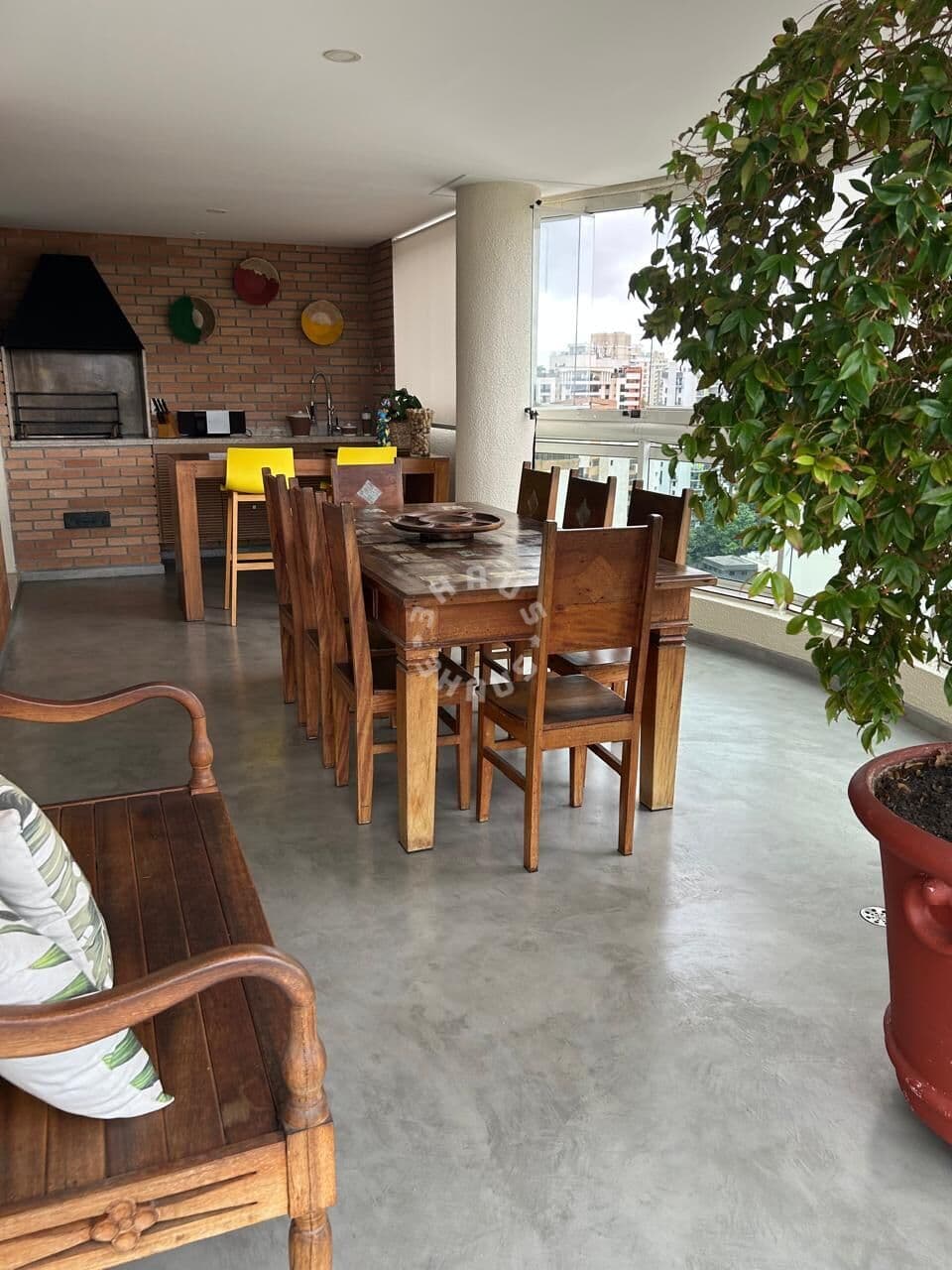 Apartamento Alto Padrão no Panamby, com 4 suítes, varanda gourmet. 4 vagas de garagem + depósito!