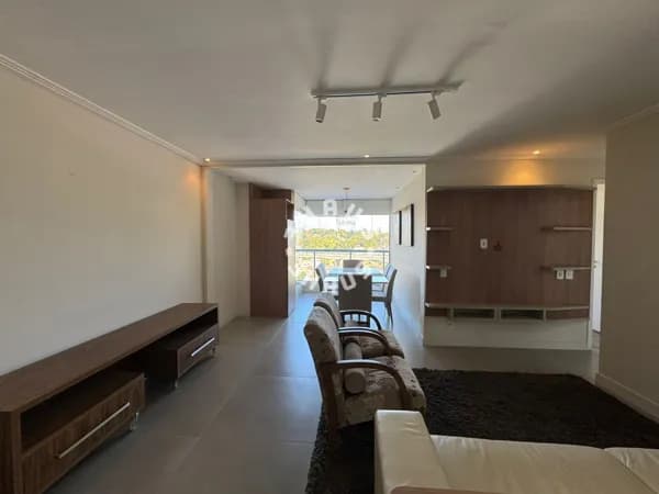 Apartamento no Campo Belo com 72m², 2 dormitórios (sendo 1 suíte), varanda. 2 vagas de garagem!