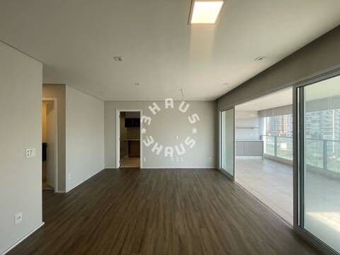 Apartamento para venda no Brooklin de 132m², 03 suítes, varanda gourmet. 02 vagas.