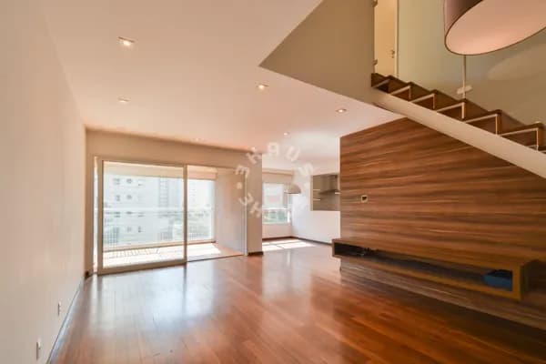 Apartamento duplex para locação no Jardins, com 150m², 3 suítes, varanda envidraçada. 3 vagas + depósito!