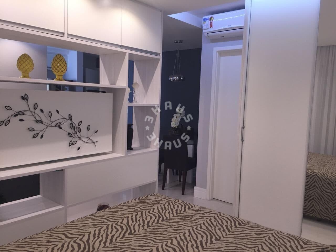 Apartamento para locação de 49m² no Brooklin, com 1 dormitório, varanda. 1 vaga de garagem!