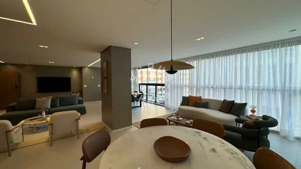 Apartamento de 208m² no Jardins, mobiliado, com 03 suítes, varanda gourmet, living 04 ambientes, área de serviço. 03 vagas de garagem!