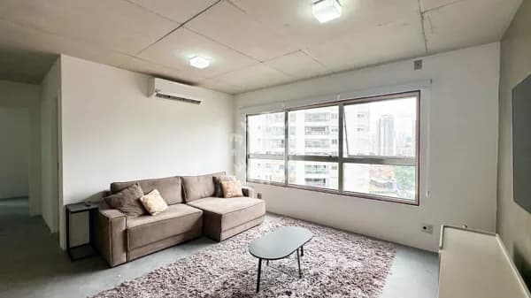 Apartamento no Brooklin, com 70m², 2 dormitórios, living amplo. 1 vaga de garagem!