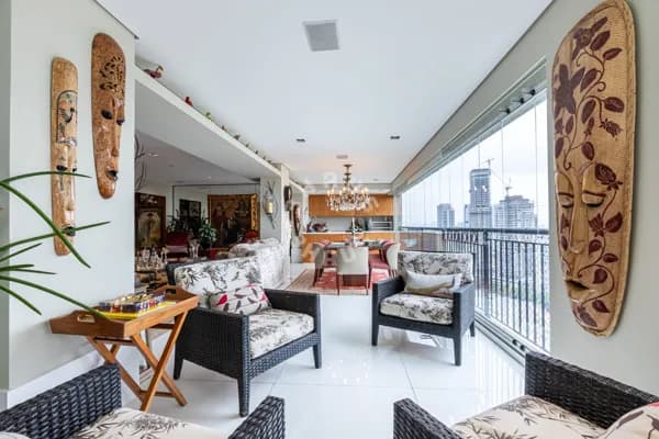 Apartamento de 248m² no Panamby, com 3 suítes, varanda gourmet. 4 vagas de garagem + depósito!