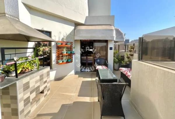 Cobertura duplex no Campo Belo de 325m², com 3 suítes, área gourmet. 4 vagas!