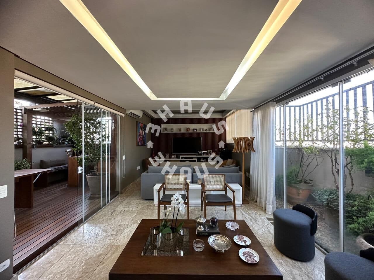Cobertura Duplex de 200m², com espaço gourmet, hidromassagem, + 3 suítes no Morumbi!