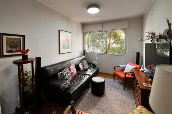 Apartamento em Moema, com 85 m², 3 dormitórios (sendo 1 suíte), escritório. 1 vaga de garagem!