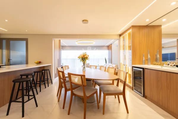 Apartamento na Chácara Santo Antônio, com 120m², 3 suítes, varanda. 2 vagas de garagem!