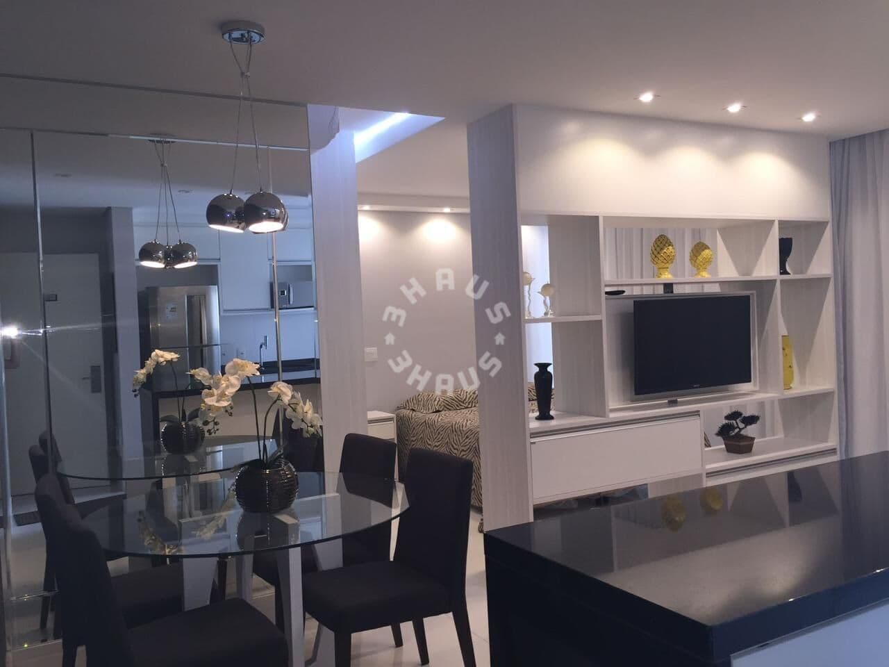Apartamento de 49m² no Brooklin, com 1 dormitório, varanda. 1 vaga de garagem!