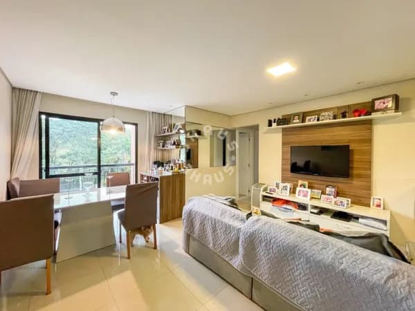 Apartamento de 77m² no Morumbi, com 3 dormitórios (sendo 1 suíte), varanda. 2 vagas de garagem!