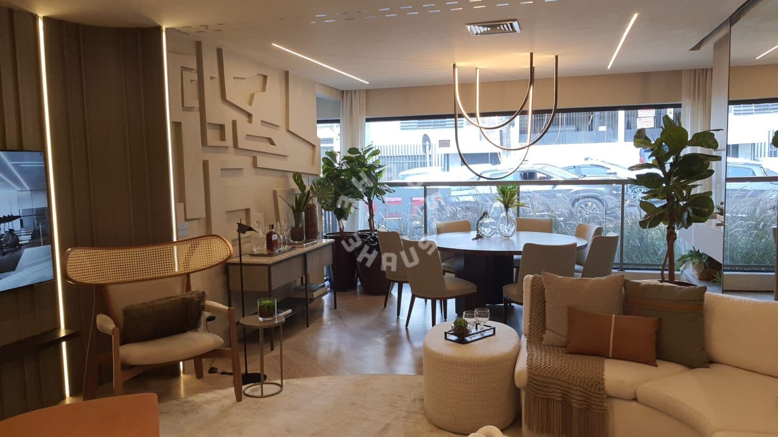 Apartamento de 141m² na Vila Mariana, com 3 suítes, varanda. 2 vagas de garagem!