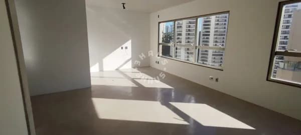 Apartamento de 70m², com 1 dormitório, varanda e 1 vaga de garagem no Panamby!