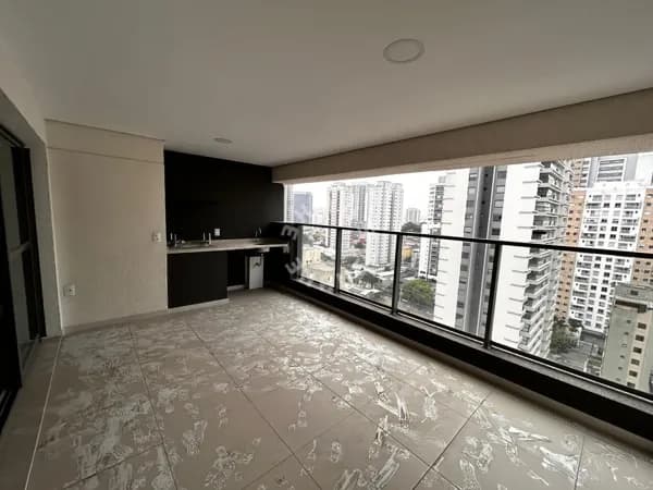 Apartamento no Ipiranga de 105m², com 3 dormitórios (sendo 2 suítes), varanda gourmet. 2 vagas de garagem!