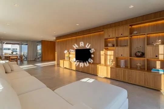 Cobertura para venda no Campo Belo de 319m², 04 suítes, gourmet e piscina. 04 vagas.