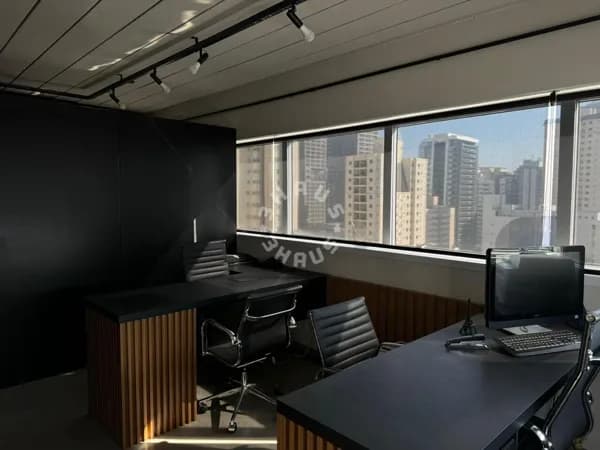 Sala comercial mobiliada no Tatuapé, 32m² com ar condicionado, sala ampla e 1 vaga!