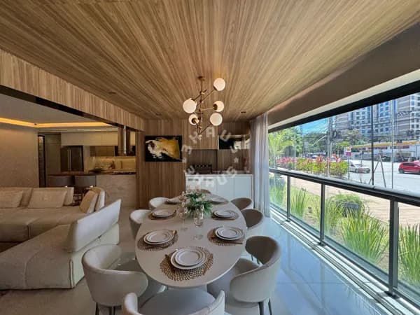 Apartamento no Brooklin de 142m², 4 dormitórios (sendo 2 suítes), varanda gourmet. 2 vagas de garagem!