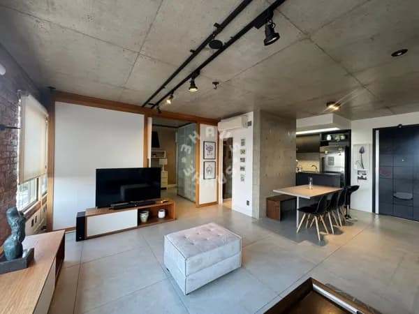 Apartamento MaxHaus para locação no Campo Belo de 70m², com 1 suíte, sala ampla. 2 vagas!