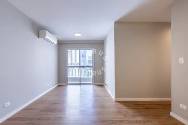 Apartamento na Vila Nova Conceição de 60m², 2 dormitórios (sendo 1 suíte), varanda. 1 vaga de garagem.