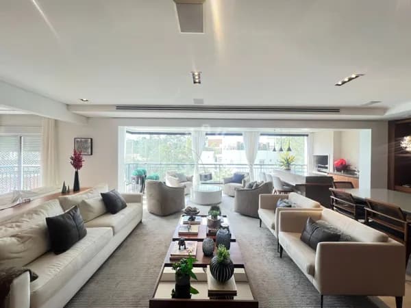 Apartamento alto padrão de 205 m² no Panamby, com 3 suítes, varanda gourmet. 3 vagas de garagem!