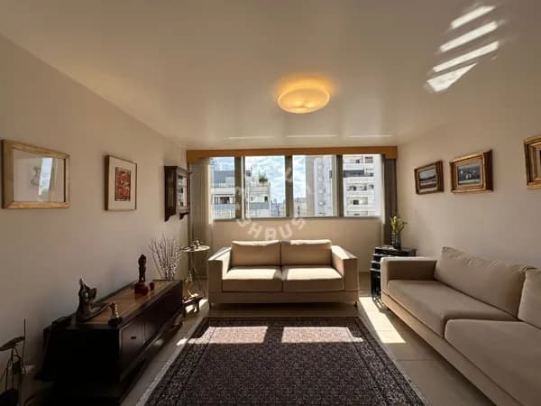 Apartamento no Itaim Bibi de 110m², com 03 dormitórios, 03 banheiros sociais + 01 vaga de garagem!