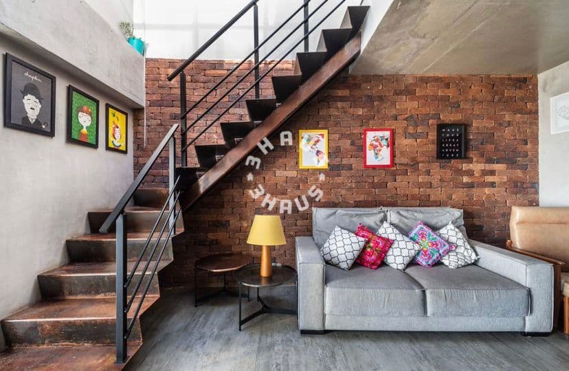Cobertura de 142m² mobiliado, com 1 dormitório, piscina, área gourmet e 2 vagas de garagem.