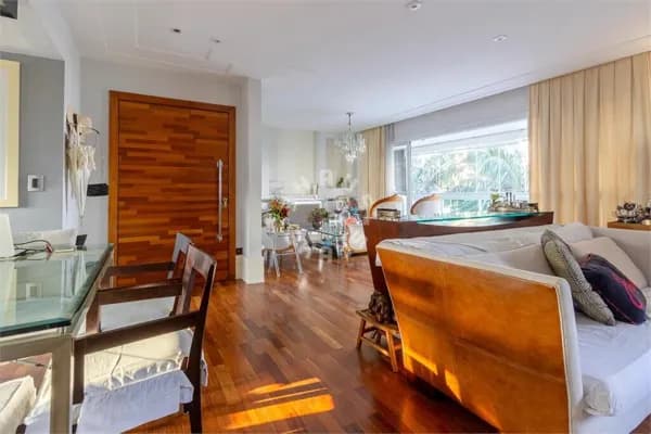 Apartamento de 128m², 03 suítes, varanda gourmet. 03 vagas de garagem no Morumbi -SP