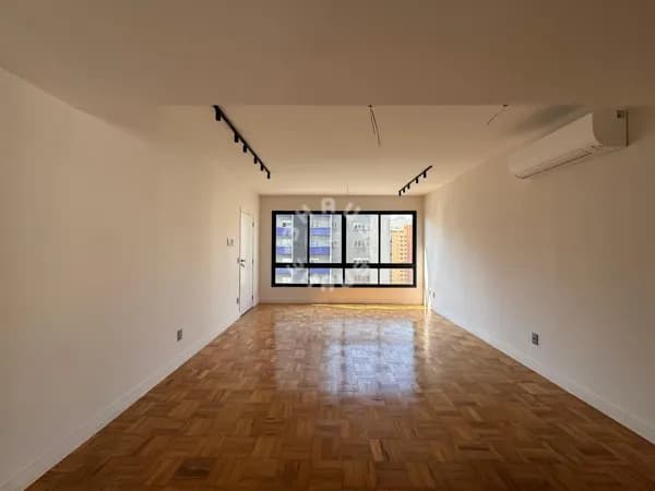 Apartamento no Itaim Bibi, com 94m², 3 suítes, sala ampla. 1 vaga de garagem!