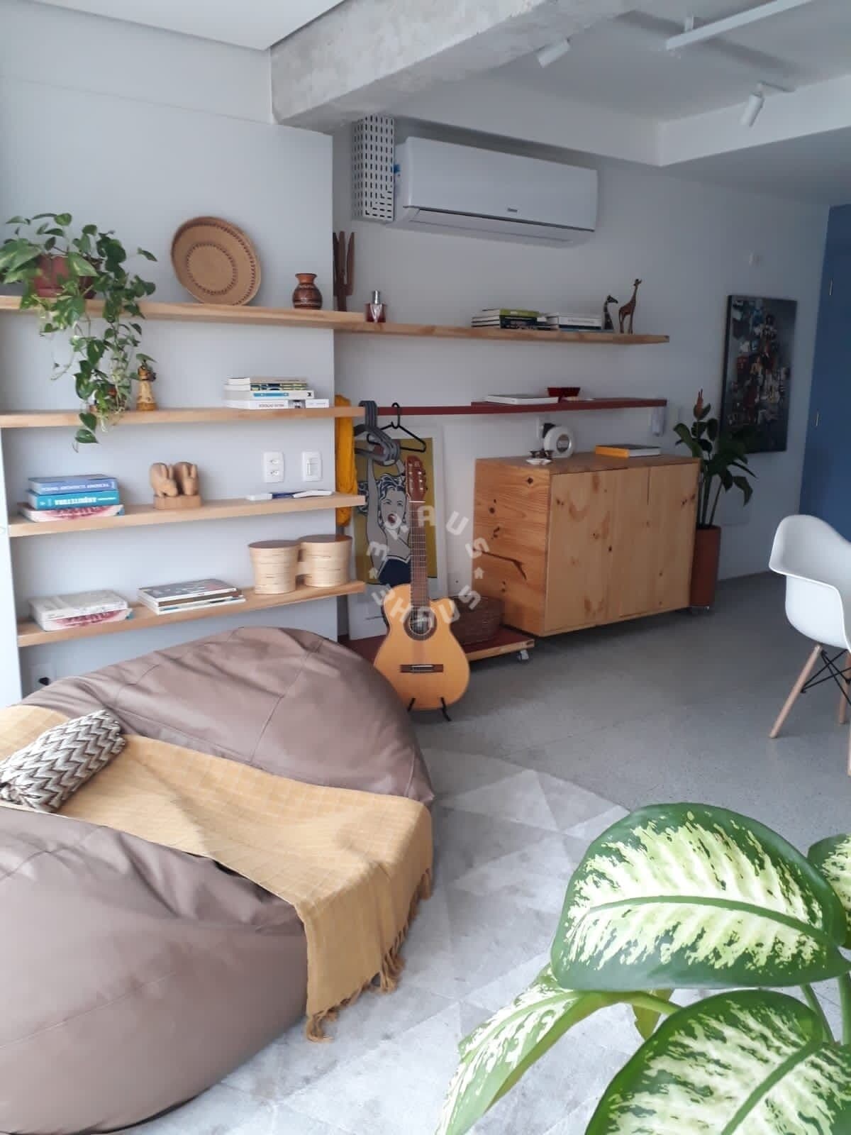 Studio de 42m² em Moema, ambientes integrados. 01 vaga de garagem, pronto para morar!