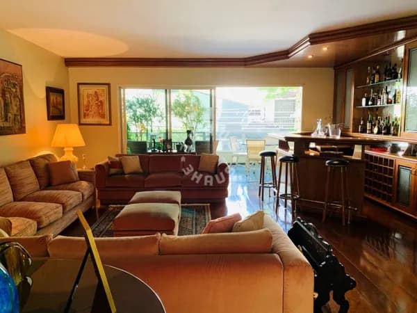 Apartamento alto padrão de 332m² no Brooklin, com 4 suítes, varanda, escritório. 4 vagas!