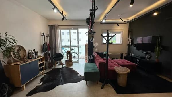 Apartamento de 62m² na Vila Olímpia, com 1 suíte, varanda. 1 vaga de garagem!