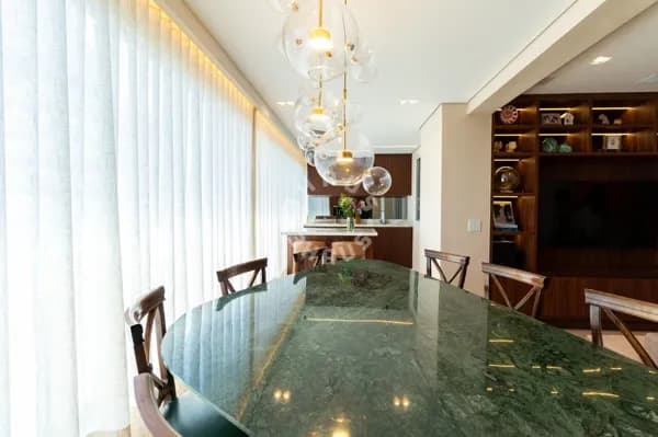 Apartamento no Paraiso de 98m², com 2 suítes, varanda gourmet. 2 vagas de garagem!