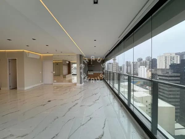 Apartamento no Brooklin, com 167m², 3 suítes, varanda gourmet. 2 vagas de garagem!