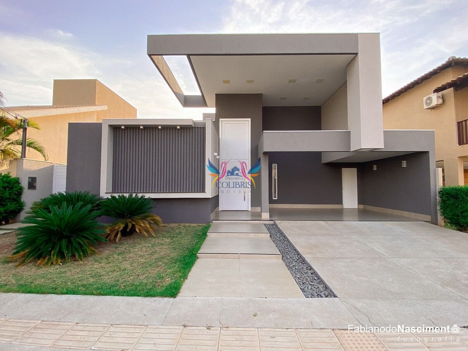 Casa Alto Padrão projeto MODERNO e SOFISTICADO