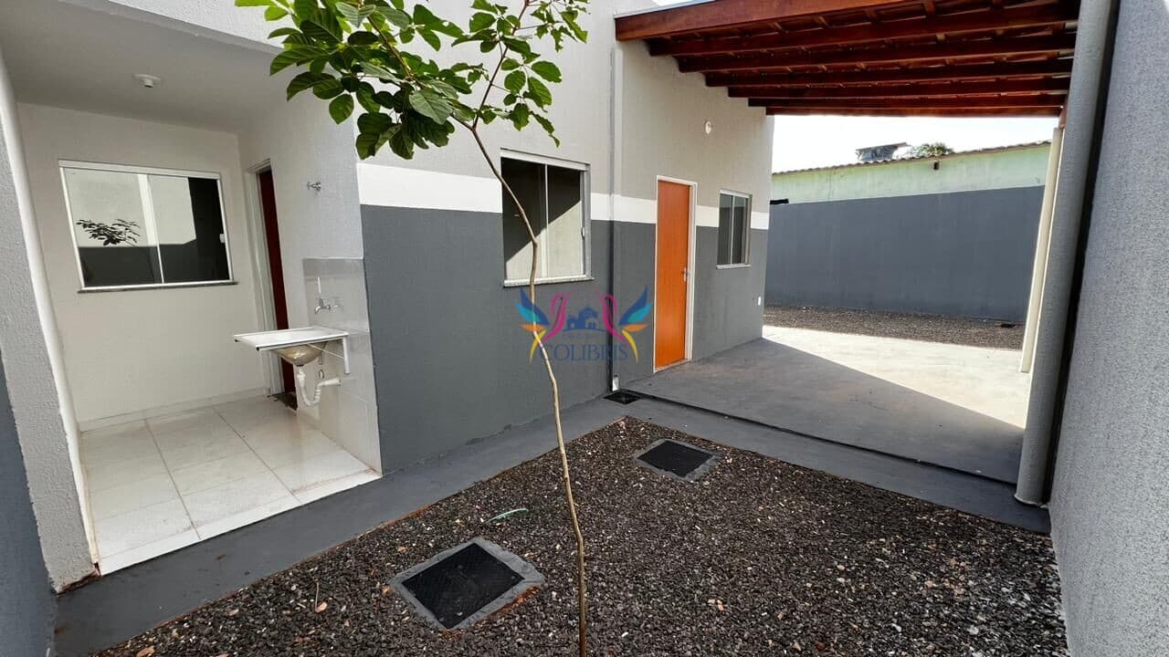 Casas NOVAS em Condomínio