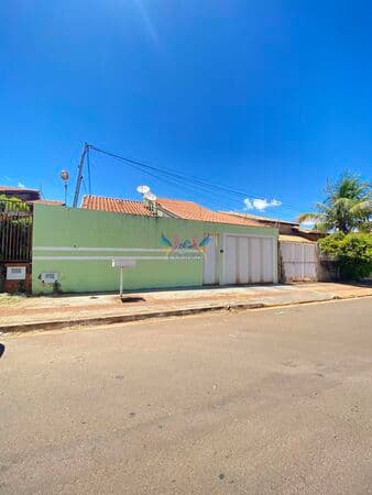 Casa em Campo Grande - Conjunto Residencial Estrela do Sul
