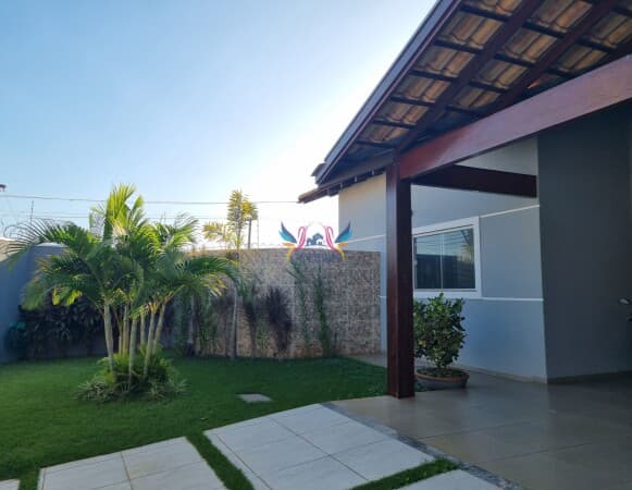 Casa Padrão em ÓTIMA CONSERVAÇÃO e BENFEITORIAS