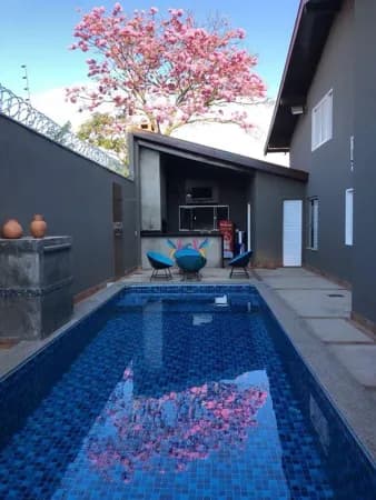 Linda casa no Flamboyant