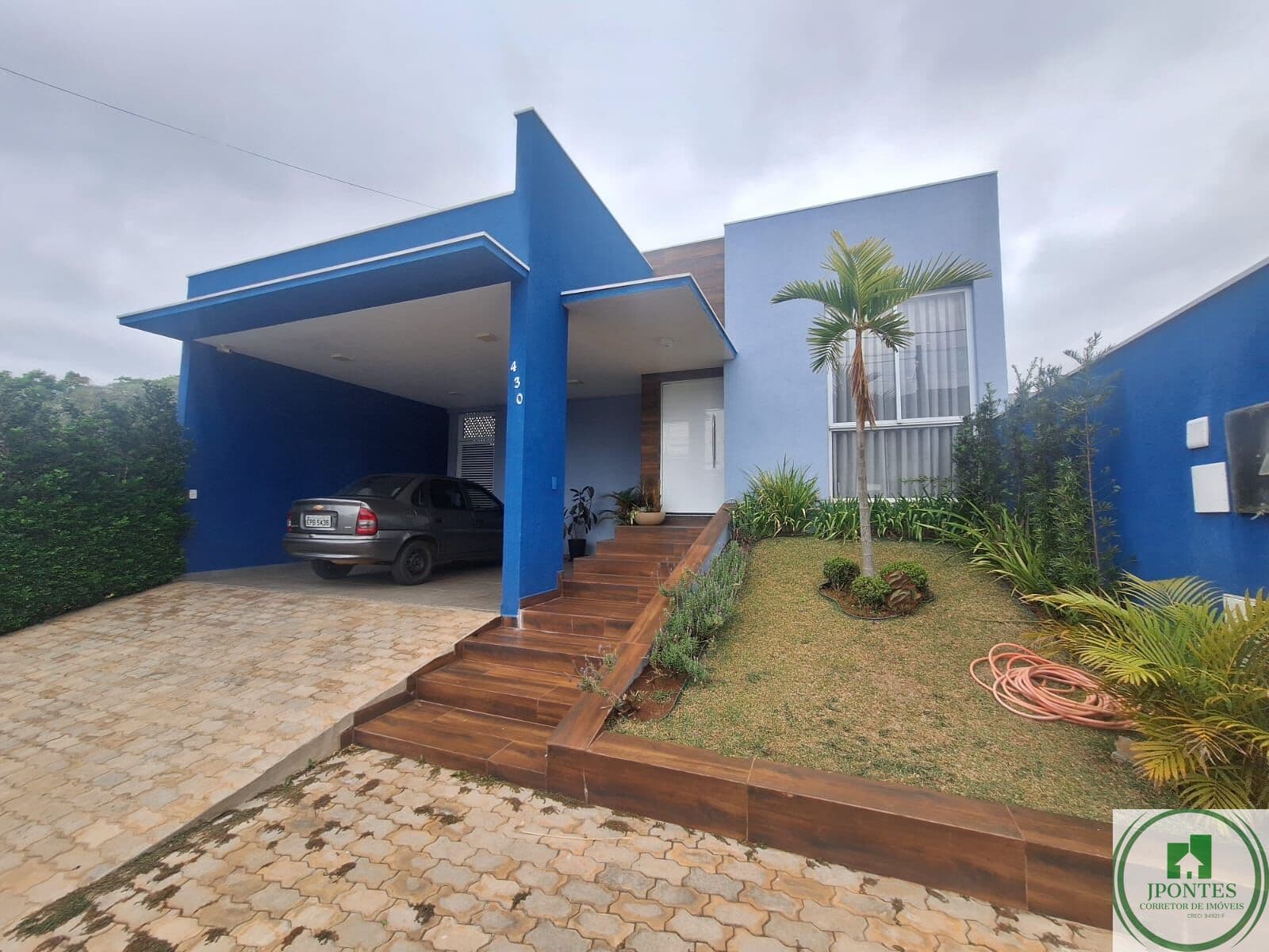 Casa térrea em condomínio