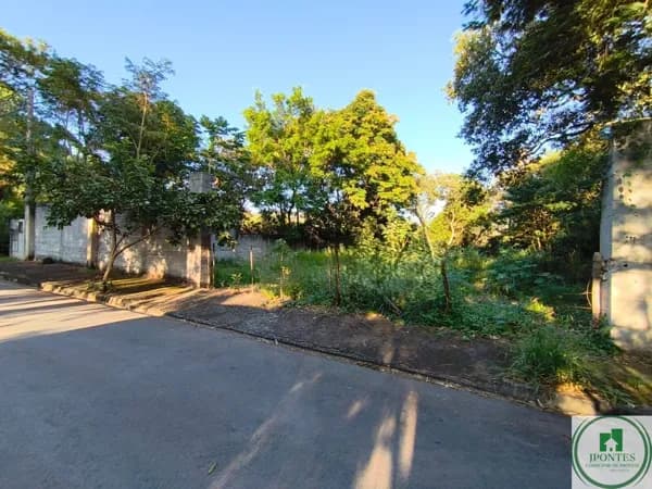 TERRENO RARO,PRONTO PARA CONSTRUIR O PROJETO DOS SEUS SONHOS-BRAGANÇA PAULISTA.