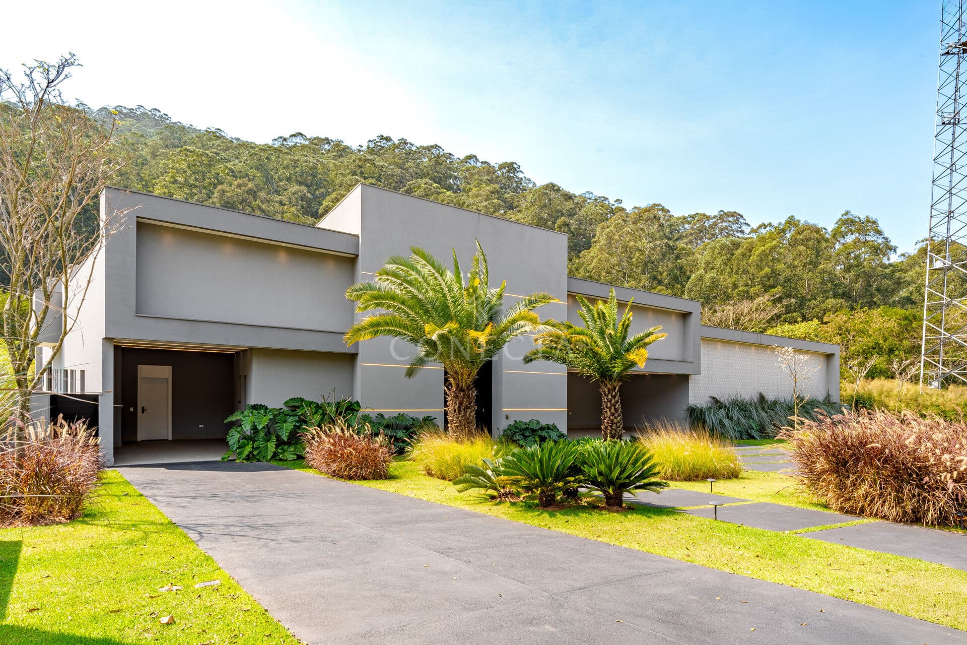 Tamboré 01