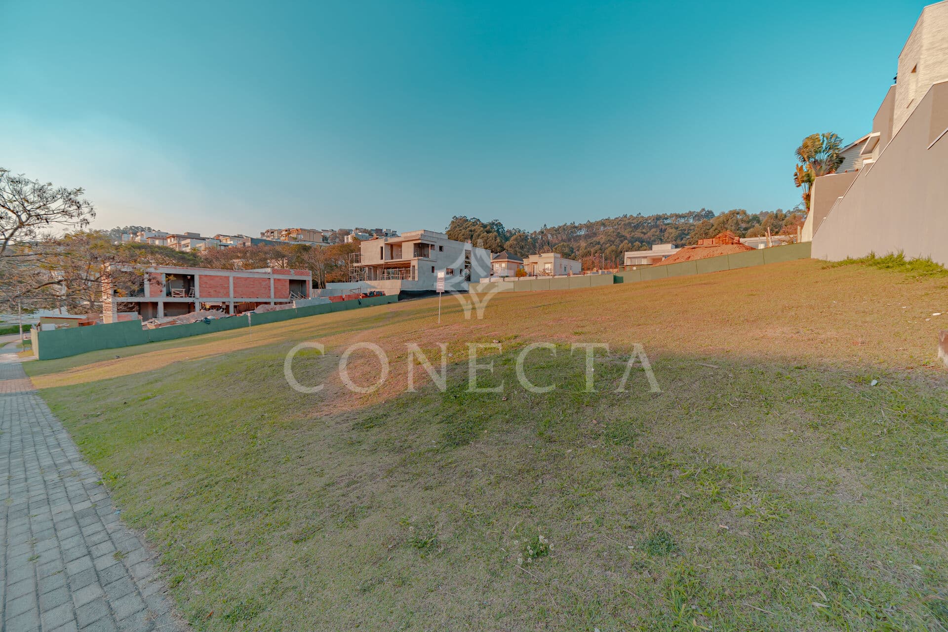 Condominio Tamboré 10