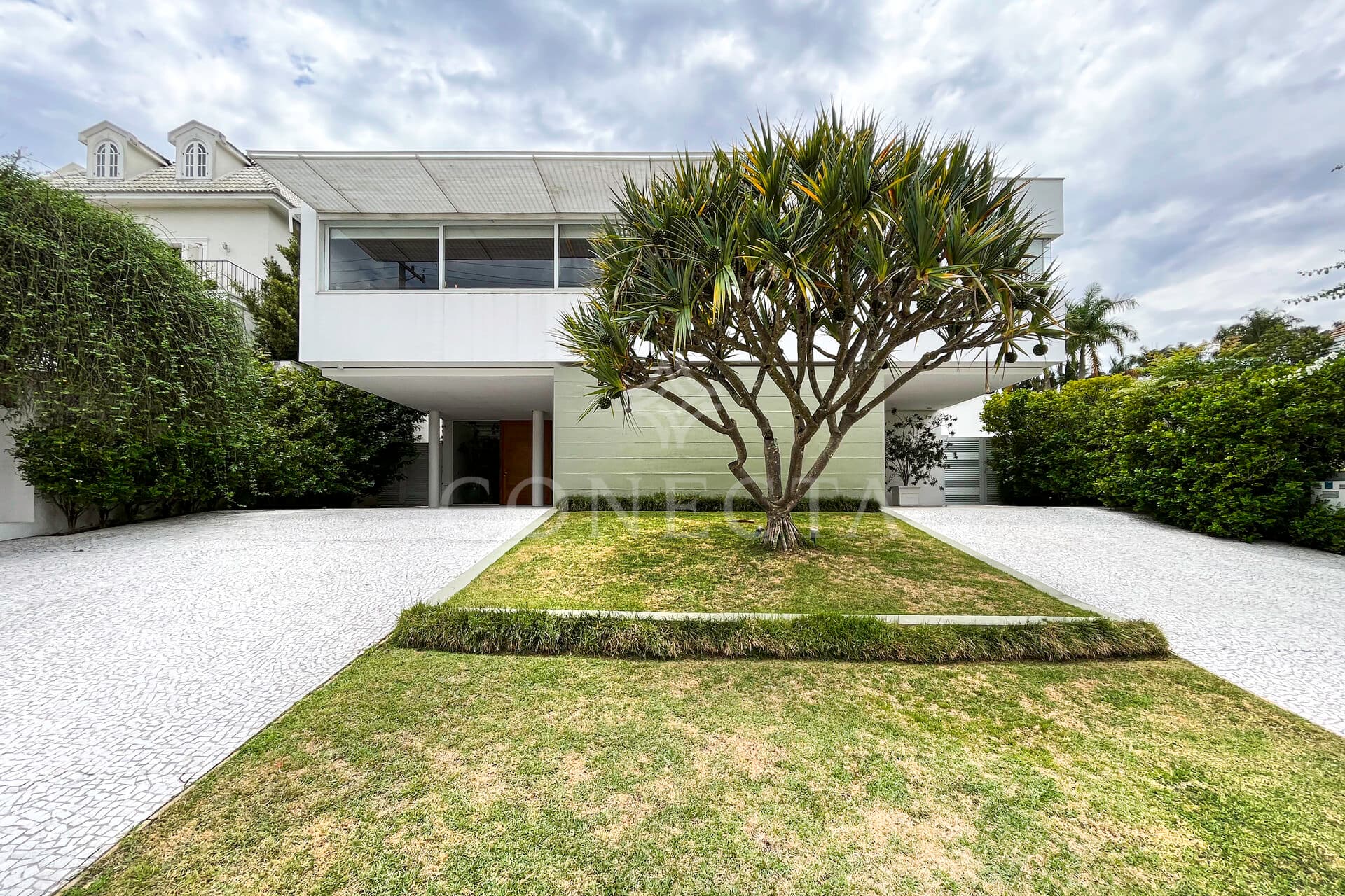 Condominio Tamboré 03
