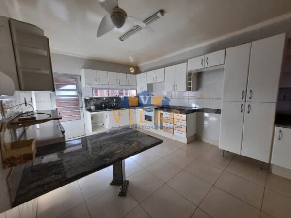 Casa 3 quartos a venda no Resende em Varginha/MG