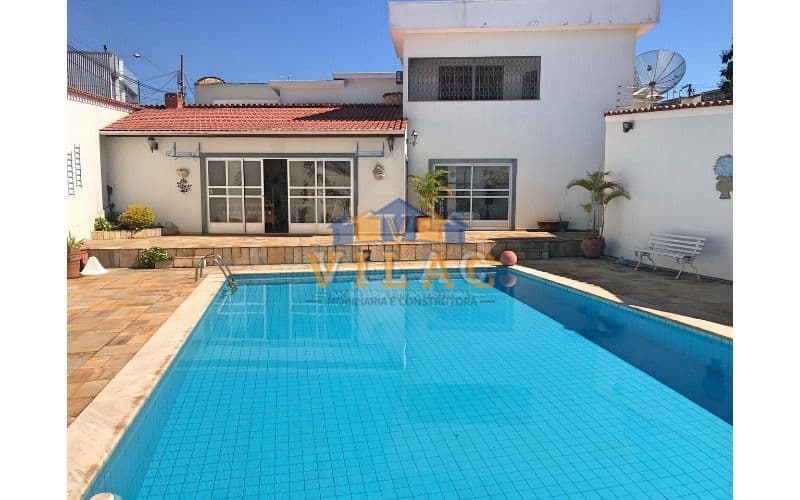 Casa de alto padrão no Jardim Andere em Varginha/MG