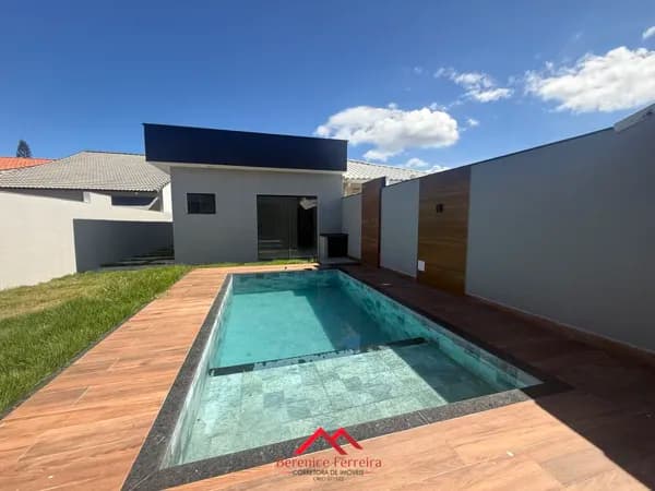 🏡 Linda Casa Moderna com Piscina à Venda em Itaipuaçu – Maricá/RJ